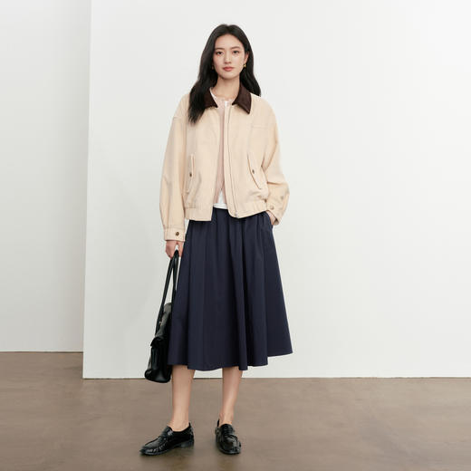 【严选】蒋欣代言伊芙丽撞色领灯芯绒巴恩风时髦短外套2026春季新款外套1H1911581 商品图1