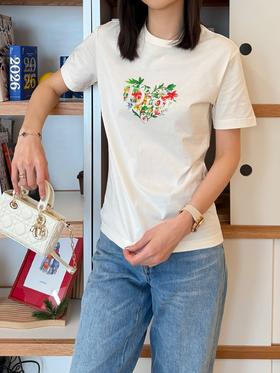 迪奥 多色花卉心形图案 T 恤(KX*MM)