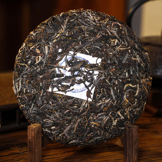 年终重磅福利；仅限内部老友尊享的超级机制；2021年“中普杯”斗茶大赛“金奖”；勐海干仓转化五年；此品质如今不低于1500元/饼；绝对的易武标杆！357g/饼 商品图1