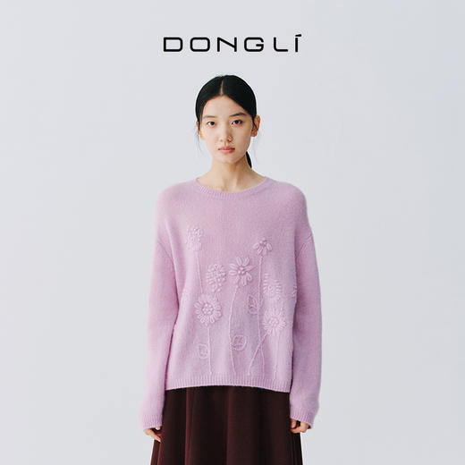 东黎 • 复苏的呼吸 淑气生花 女士手绣春季百搭圆领套衫 6148 商品图2