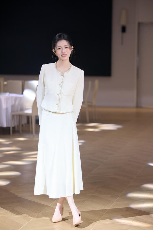 法小曼*子珍专区白色面试商务主持人西装套裙女小香风教师录课演讲职业套装 商品图1