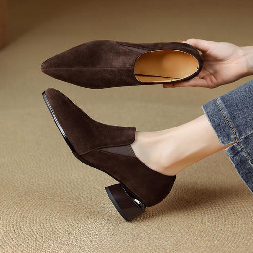 【预售5天】深口单鞋女磨砂皮中跟粗跟尖头软皮高跟鞋秋季加绒真皮裸靴工作鞋KMQ&3236 商品图1