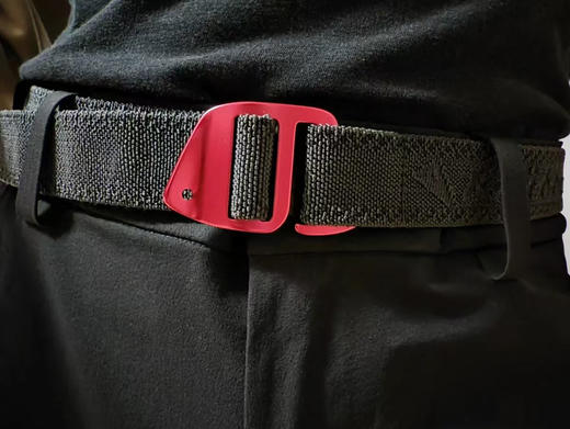 原单正品 攀山鼠雷神多功能战术腰带2.0，每条都带独立包装
黑色，红色 商品图0