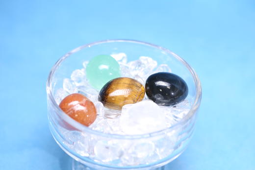 迷罗元和堂 | 五行聚•阵 | 水晶球配碎石配玻璃高脚杯 | 随型款【器悟雅玩】 商品图3