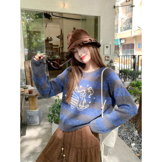 <曾小咸推荐> 2.20 现货秒杀 ！微信超特价！复古条纹印花毛衣 日常199.99 立减110 秒杀89.99！！ 半身裙 秒杀79.99！！ 商品图4