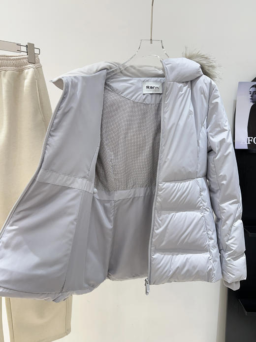 正品原单狐狸毛领新国标90白鸭绒收腰羽绒服 商品图12