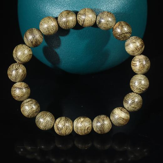 BC.CS2.2-3   东马老料(手串) ，11.19g， 11.79mm 商品图0