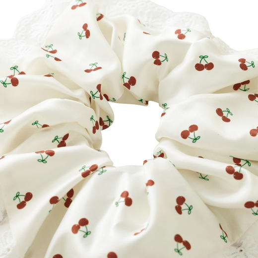 三彩2026新款甜美樱桃印花缎面发圈蕾丝花边甜妹高弹通勤约会少女 商品图3