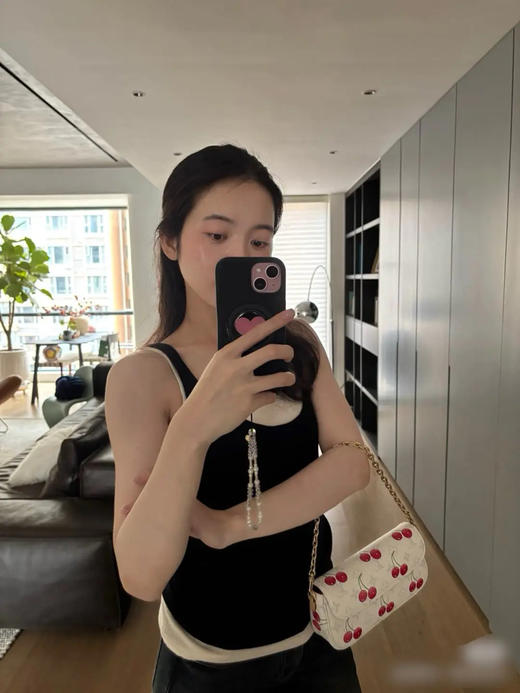 LV Ivy 白色 樱桃 村上隆联名 腋下包 商品图2