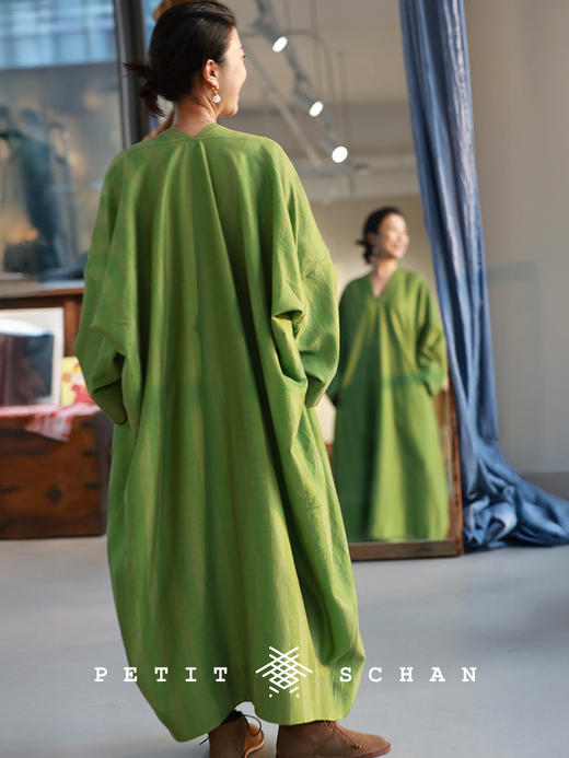 Petit Schan小闪 CLO#1040 Glistening 波光粼粼 羊毛桑蚕丝手工染茧型连衣裙袍子 商品图2