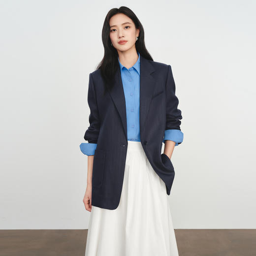 【严选】伊芙丽人字纹设计感宽松廓形西装外套女2026春季新款1H2911501 商品图0