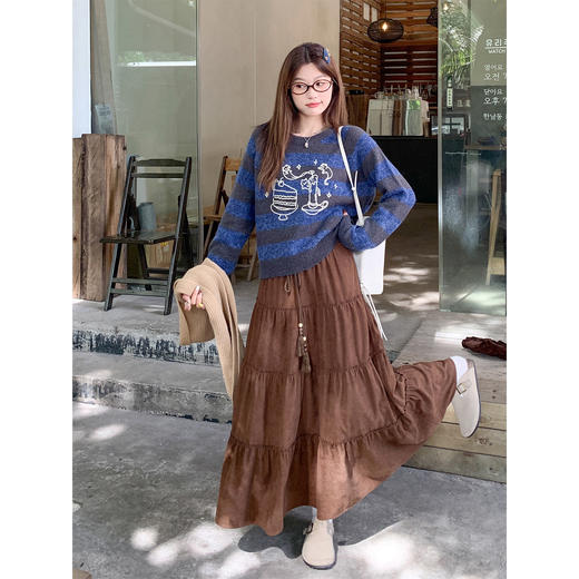 <曾小咸推荐> 2.20 现货秒杀 ！微信超特价！复古条纹印花毛衣 日常199.99 立减110 秒杀89.99！！ 半身裙 秒杀79.99！！ 商品图1