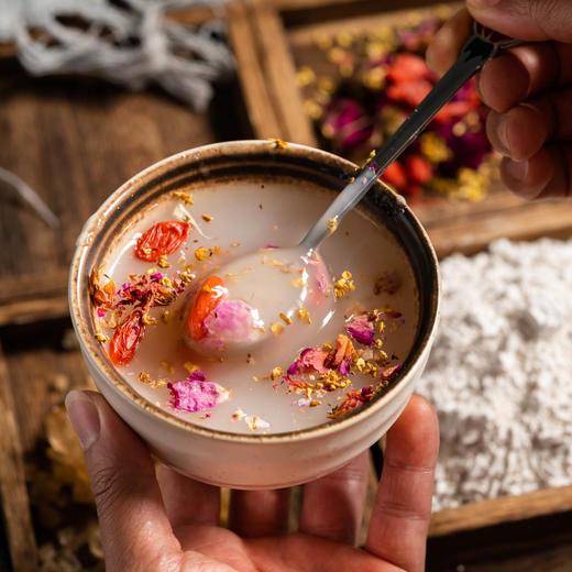 葛根粉 | 品种：粉葛，种植在野生环境生长的，对比柴葛，更适合长期食用，350g/罐⭐️顺丰快递 商品图4