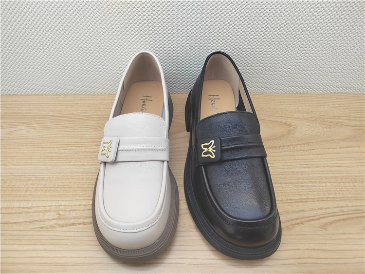 豪行秋季新款23330518真皮时尚休闲低跟女鞋单鞋皮鞋