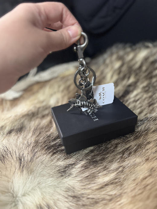 【2月3日 下午17:00 秒杀】2款coach重工挂件 奉上  彩虹独角兽 剑龙 挂件钥匙扣 商品图13