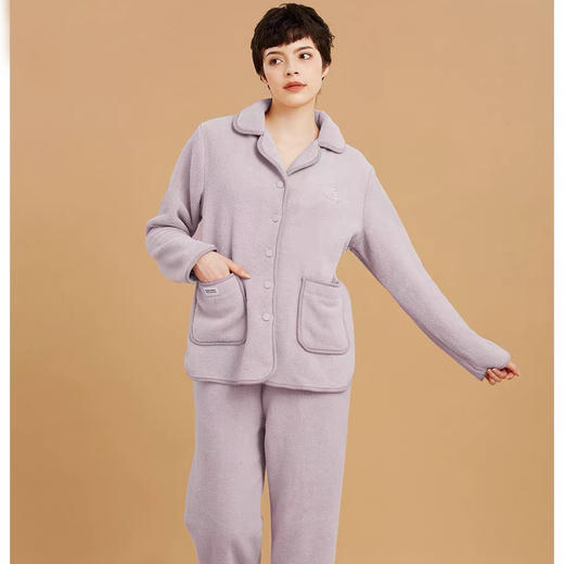 女士翻领休闲睡衣套装果粒绒保暖可外穿家居服套装【24R41359】 商品图0