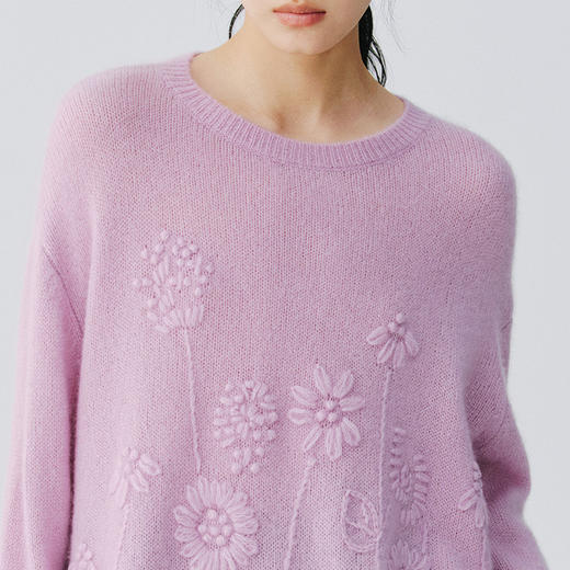 东黎 • 复苏的呼吸 淑气生花 女士手绣春季百搭圆领套衫 6148 商品图8