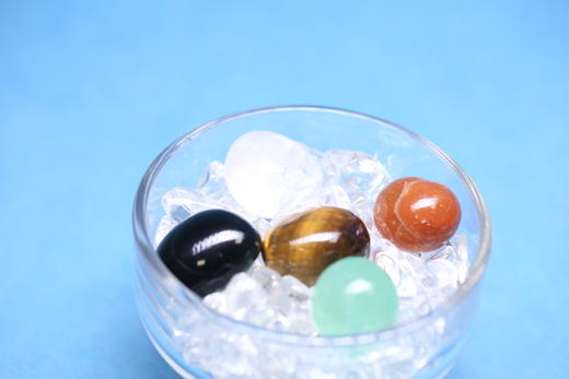 迷罗元和堂 | 五行聚•阵 | 水晶球配碎石配玻璃高脚杯 | 随型款【器悟雅玩】 商品图4