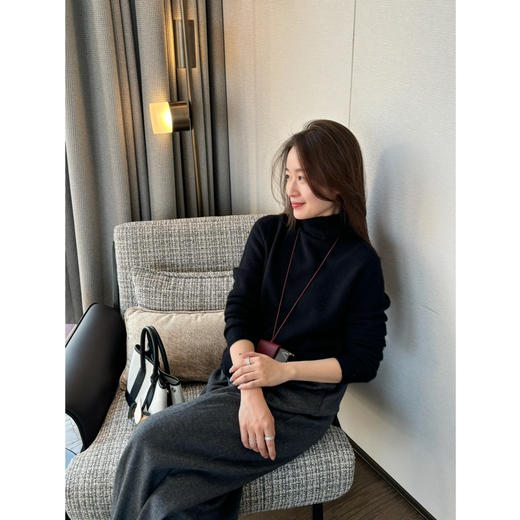 2602104    山羊绒 卷边自由领 “一线成衣” 商品图4