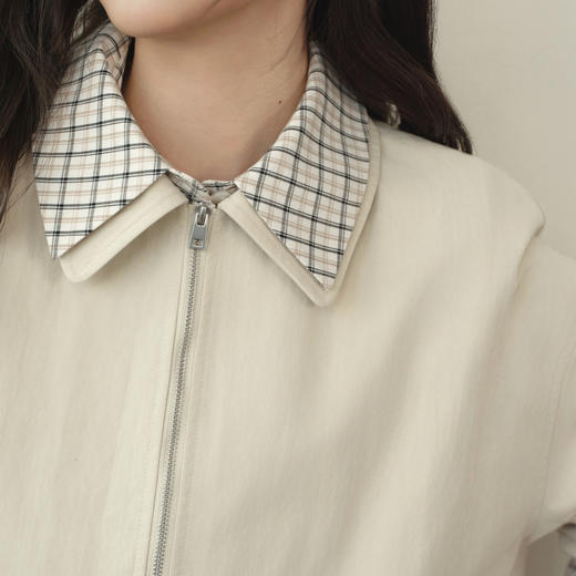 【严选】诗凡黎浅卡其格纹拼接短款风衣2026春新款微宽松简约休闲百搭外套7H2260161 商品图3