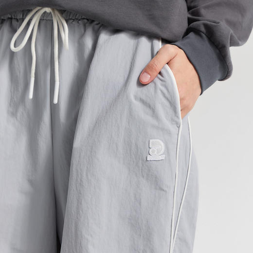 笛莎/Deesha 青少年春新款潮趣伞兵裤 商品图2