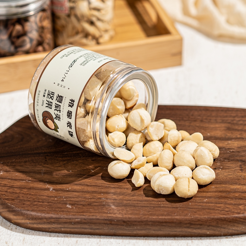 低温烘焙生态夏威夷果仁/甜杏仁/坚果组合丨生态种植云南夏威夷果，低温烘焙，口感醇香，个别微苦，200g/罐；坚果组合：巴西松子、淡盐开心果、紫衣腰果、美人甲南瓜籽、东北松子 ⭐️顺丰快递