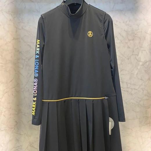 M&L春夏新款女士两件式连衣裙来了！原厂面料清爽怡人，非常显年轻的两件式连衣裙，🇰🇷工艺镭射印花，颜色明艳，搭配金色拉链，点睛之笔，百褶裙摆带来青春活力，轻量级内搭防晒长袖实用，春夏初秋均可穿！ 商品图1