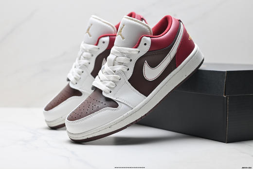 耐克乔丹Air Jordan 1低帮休闲运动板鞋IR7600-211男女鞋 商品图7