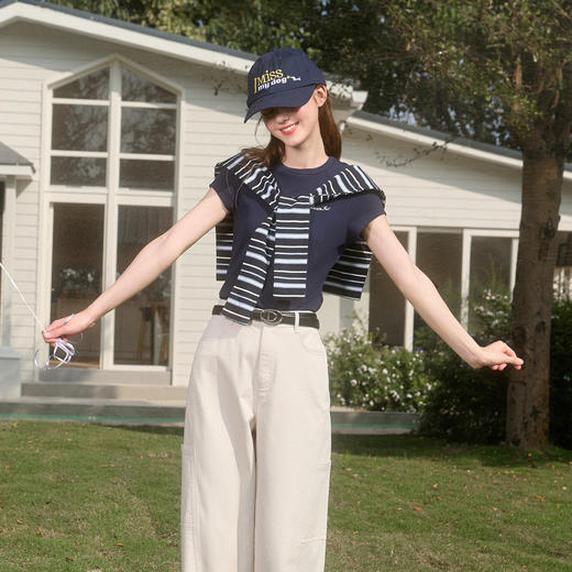 三彩独醒2026春季新款刺绣T恤蕾丝拼接正肩短袖上衣修身F 商品图3