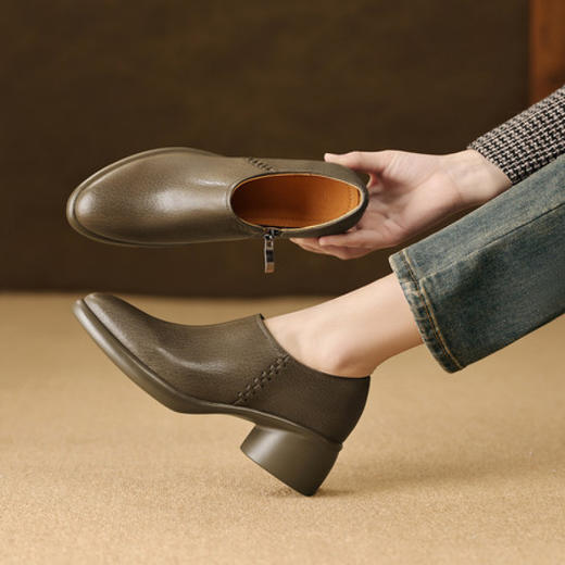 【预售5天】粗跟复古羊皮深口单鞋女春秋新款中跟及踝靴侧拉链软底小皮鞋LG&902-1686 商品图0