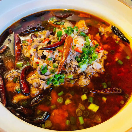 【顺丰】重庆火锅底料|重庆地道老火锅风味，传统工艺，牛油熬制锅底，麻辣劲爽，鲜香浓郁。可涮火锅，炒菜，煮面，麻辣烫、冒菜。200g/袋 商品图5