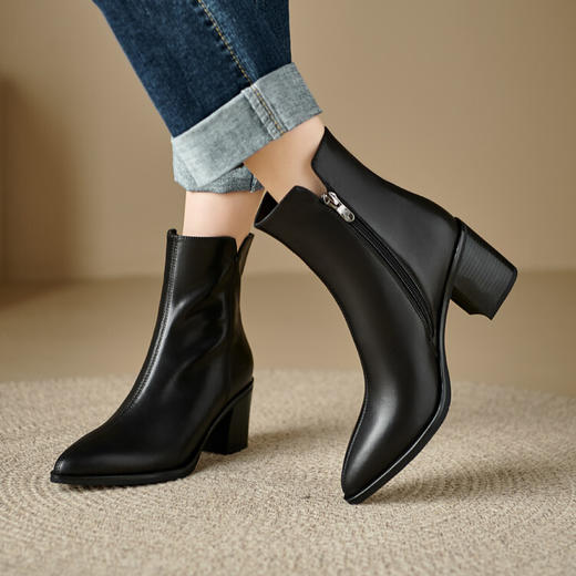 【预售5天】法式复古尖头粗跟短靴女单靴秋冬款英伦风高跟显瘦马丁靴YLD&X983 商品图1