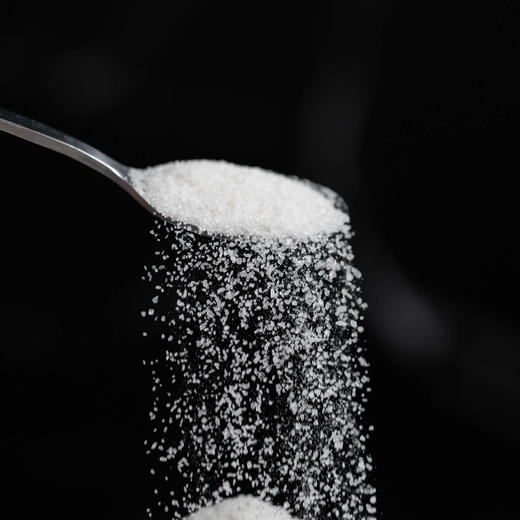 竹盐| 选用天然海盐，封在3年以上的青竹中，以黄土封口，高温煅烧，竹盐中会有个别黑色颗粒，不影响食用，5袋竹盐赠送2袋洗涤盐。⭐️申通、中通、极兔随机 商品图2