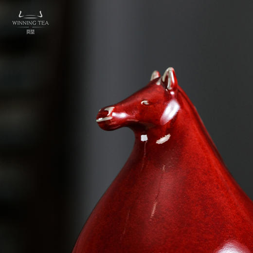 问鼎红马摆件 钧瓷红 商品图1