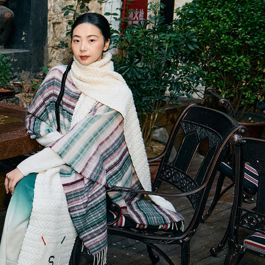 西藏手工氆氇羊绒斗篷  SJF98W715N 商品图1