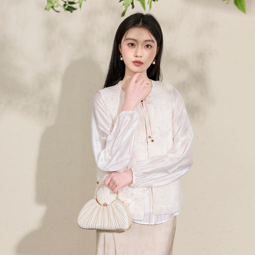 三彩【杏花疏影】2026春季新款绣花欧根纱盘扣马甲外套无袖宽松C 商品图2