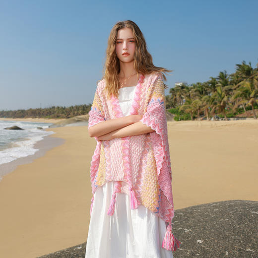 三彩2026新款波西米亚风披肩流苏长款加大针织围脖外搭披风斗篷 商品图2