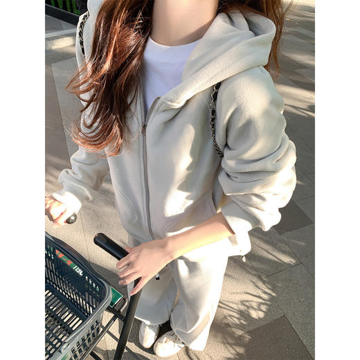 <曾小咸推荐> 2.19 现货秒杀 ！微信超特价！摇粒绒连帽卫衣 日常219.99 立减120 秒杀99.99！！摇粒绒休闲裤 日常199.99 立减120 秒杀79.99！！ 商品图2