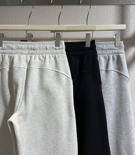 越南产Lu家Scuba系列女士加绒直筒阔腿裤020302 商品图10