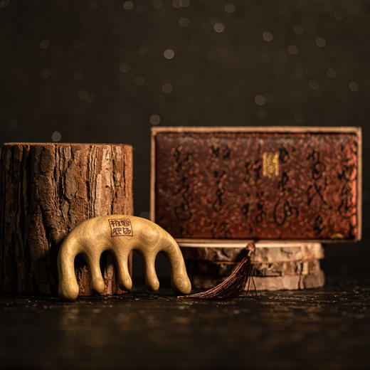 极客定制经络梳/鹿角按摩梳/金丝檀两指按摩梳丨纯手工打磨，每一把都很有特点，各不相同⭐️顺丰快递 商品图3