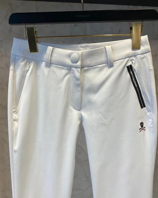M&L新款春夏薄款女士撞色九分长裤来了！来吧❗原单裤子来啦❗数量有限，下手一定要快！！九分的长裤设计上身尽显大长腿，干净利落，时尚感十足，帅气满分！各种辅料点缀增加细节，版型修身但不紧都能穿！ 商品图1