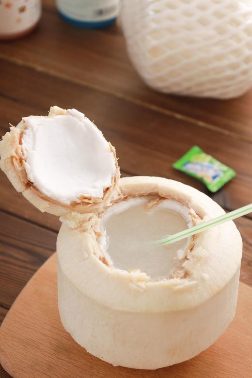 泰国椰青| 长在树上的天然饮品，清甜，椰香味浓郁，椰青中的贵族，泰国特有品种， ⭐️顺丰陆运 商品图4