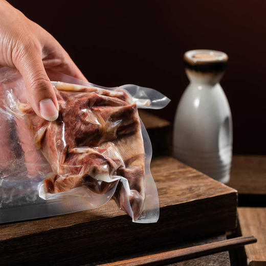 卤肉系列（酱牛肉/酱驴肉）丨牛肉选用草饲牛健，略带嚼劲；驴肉为草饲，现杀现卤发货，肉质细腻，瘦而不柴。⭐️顺丰快递 商品图5