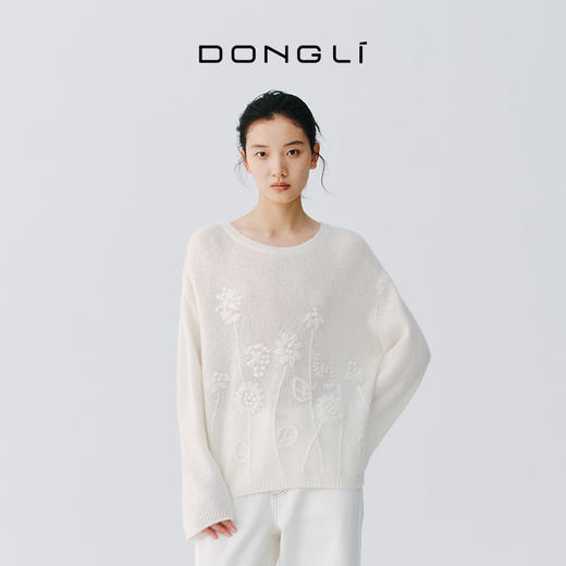 东黎 • 复苏的呼吸 淑气生花 女士手绣春季百搭圆领套衫 6148 商品图1