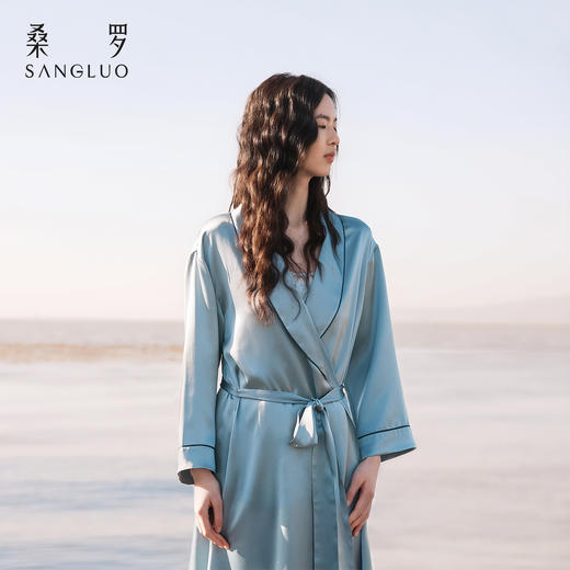 法式浪漫』桑罗纯色系带睡袍桑蚕丝女士长袖家居服可外穿 商品图3