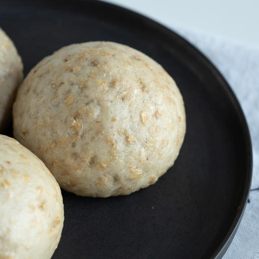 全麦馒头/白面馒头/粗粮馒头丨纯手作，现做现发，无防腐添加剂，原汁原味的麦香！全麦系列含麸皮，追求细腻口感者慎拍。⭐️顺丰快递 商品图5