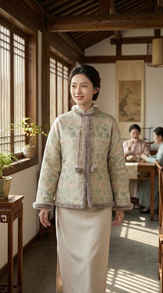 SJ同款轻国风立领夹棉水貂毛花扣外套 商品图0