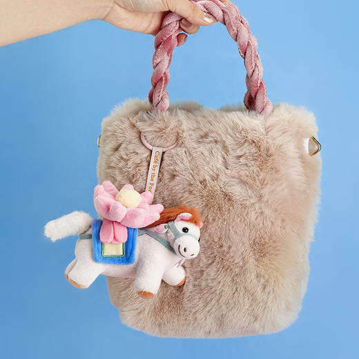 角楼咖啡绒马吉祥绒毛磁吸挂饰 商品图1