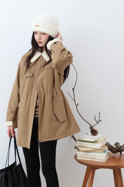 小禾超火洋气巴恩风羊羔毛领全棉斜纹派克棉服 商品图6