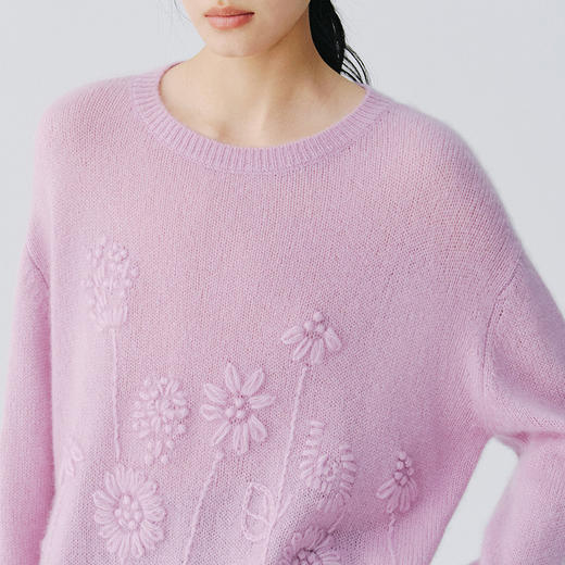 东黎 • 复苏的呼吸 淑气生花 女士手绣春季百搭圆领套衫 6148 商品图7